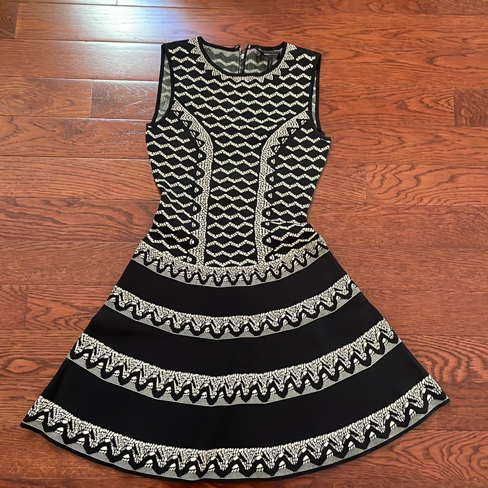BCBGMAXAZRIA DRESS